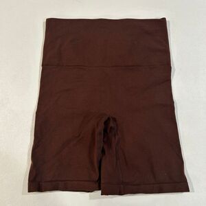 Yitty Nearly Naked High-Waisted Shaping Shorts Brown | Size M/L